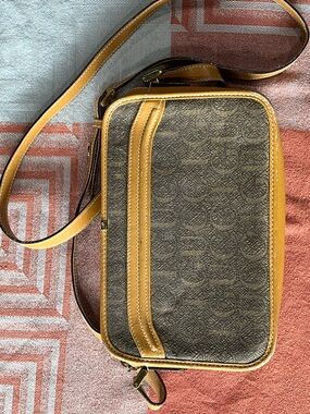 Authentic GUCCI Silk Jacquard Crossbody Messenger Bag